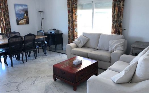 Apartamento de 2 dormitorios en Puerto Banus