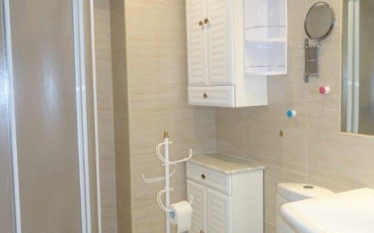 Apartamento de 2 dormitorios en Puerto Banus