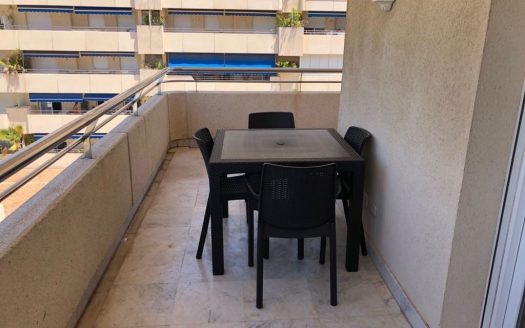 Apartamento de 2 dormitorios en Puerto Banus