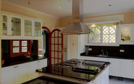 Villa de 4 dormitorios en Supermanzana D