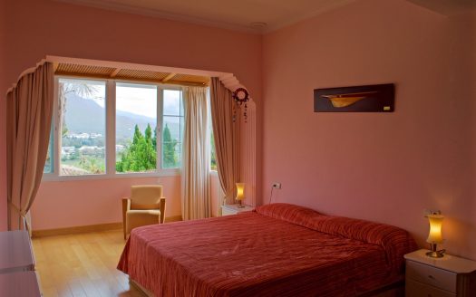 Villa de 4 dormitorios en Supermanzana D