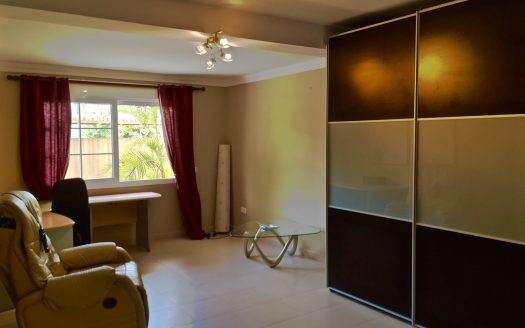 Villa de 4 dormitorios en Supermanzana D