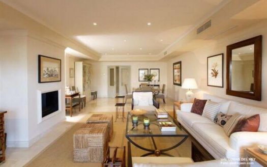 Apartamento de 2 dormitorios en Lomas del Rey