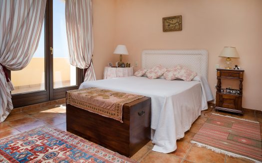 Villa de 4 dormitorios en Las Lomas de la Quinta