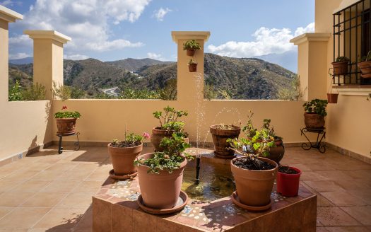 Villa de 4 dormitorios en Las Lomas de la Quinta