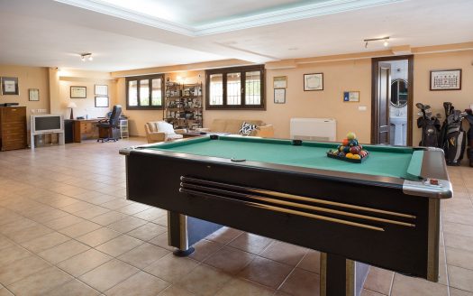 Villa de 4 dormitorios en Las Lomas de la Quinta