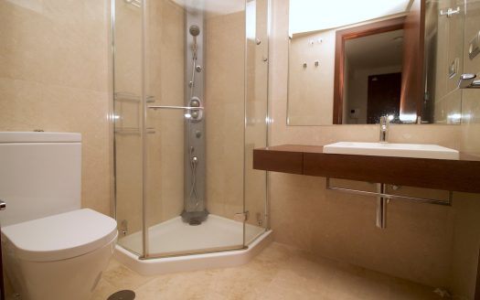 Apartamento de 4 dormitorios en Medina de Banús