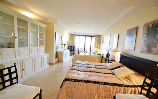 2 bedrooms Apartment in Kempinksi Hotel