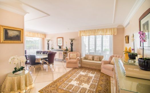 Ático de 4 dormitorios en Los Granados Golf