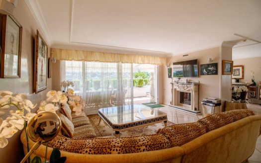 Ático de 4 dormitorios en Los Granados Golf