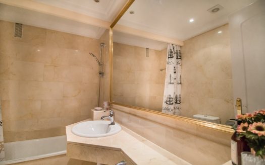 Apartamento de 2 dormitorios en Las Terrazas de Banús