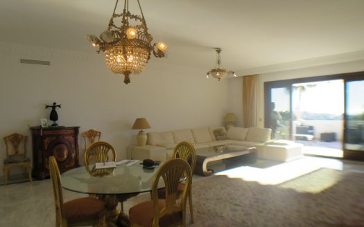 Apartamento de 2 dormitorios en Monte Paraiso Golf & Country Club