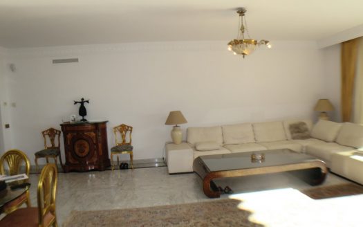 Apartamento de 2 dormitorios en Monte Paraiso Golf & Country Club