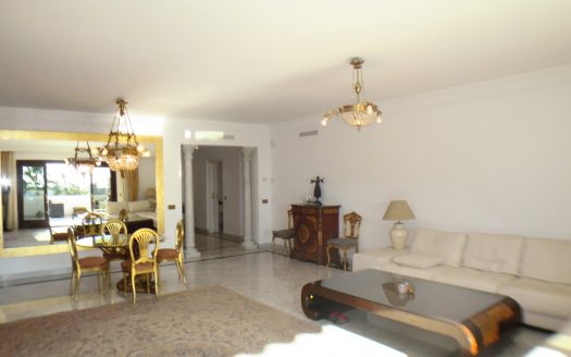 Apartamento de 2 dormitorios en Monte Paraiso Golf & Country Club