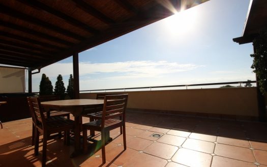 Ático de 3 dormitorios en Condado de Sierra Blanca