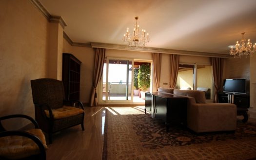 Ático de 3 dormitorios en Condado de Sierra Blanca