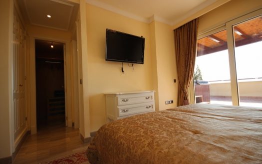 Ático de 3 dormitorios en Condado de Sierra Blanca