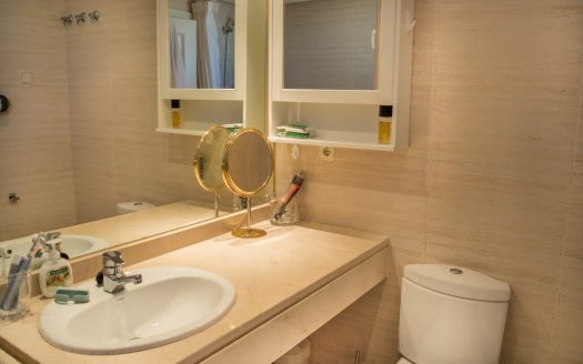 Ático de 2 dormitorios en Marina Banús