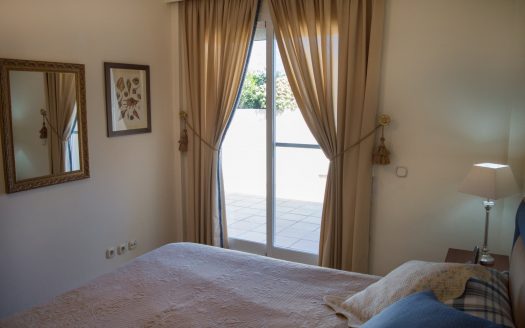 Ático de 2 dormitorios en Marina Banús