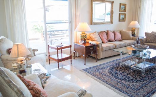 Ático de 2 dormitorios en Marina Banús