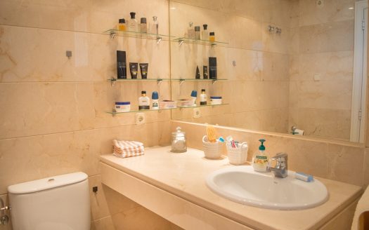 Ático de 2 dormitorios en Marina Banús