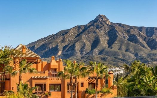 Apartamento de 3 dormitorios en La Alzambra Hill Club