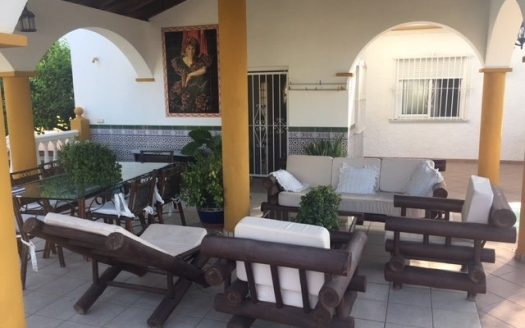 Villa de 7 dormitorios en Cumbres de Elviria