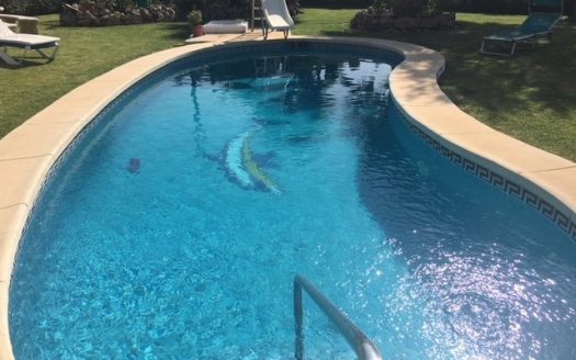 Villa de 7 dormitorios en Cumbres de Elviria