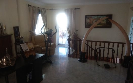 Villa de 7 dormitorios en Cumbres de Elviria