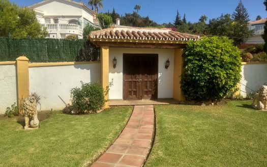 Villa de 7 dormitorios en Cumbres de Elviria