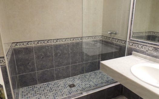 Apartamento de 3 dormitorios en Jardines del Puerto