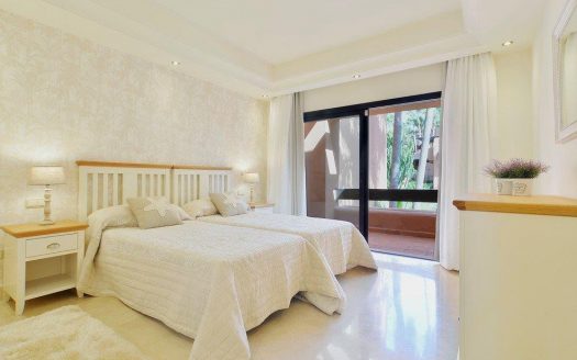 Ático de 4 dormitorios en La Alzambra