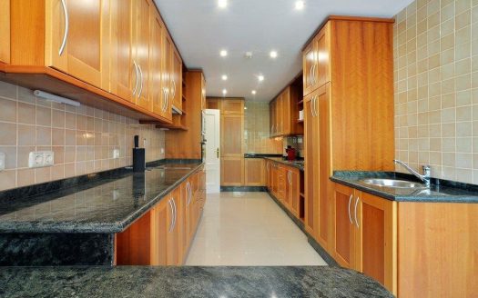 Ático de 4 dormitorios en La Alzambra