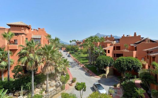 Ático de 4 dormitorios en La Alzambra