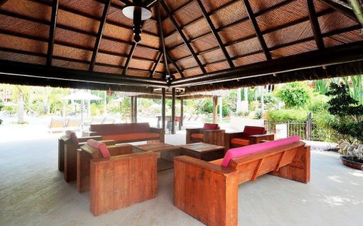 Ático de 4 dormitorios en La Alzambra