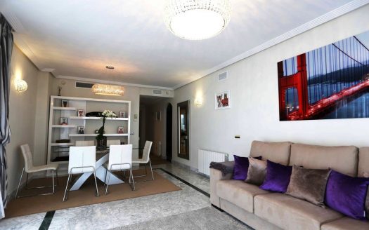 Apartamento de 2 dormitorios en Tembo Banús