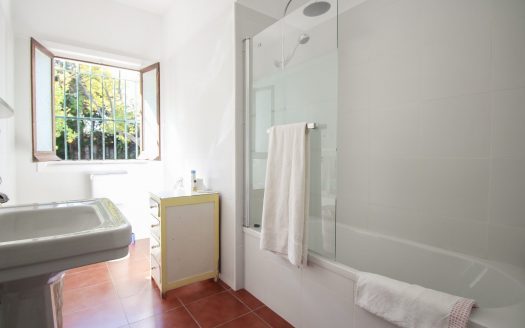 Villa de 5 dormitorios en Milla de Oro