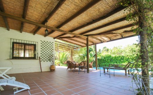 Villa de 5 dormitorios en Milla de Oro