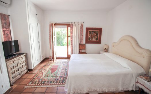 Villa de 5 dormitorios en Milla de Oro