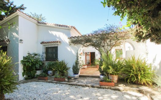 Villa de 5 dormitorios en Milla de Oro