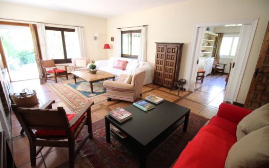 Villa de 5 dormitorios en Milla de Oro