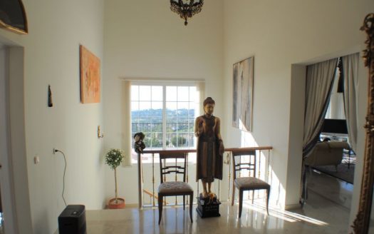 Villa de 4 dormitorios en Aldea Dorada