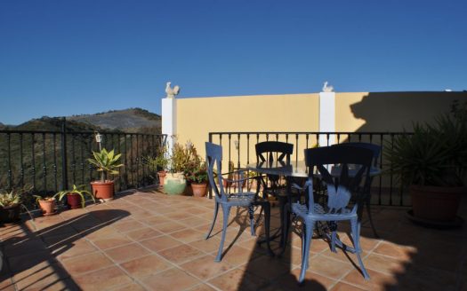 Villa de 4 dormitorios en Aldea Dorada