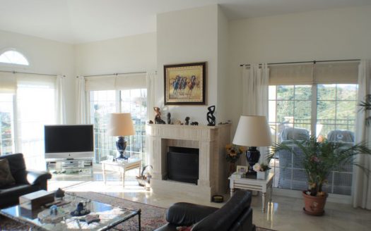 Villa de 4 dormitorios en Aldea Dorada