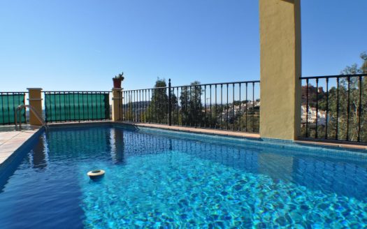 Villa de 4 dormitorios en Aldea Dorada