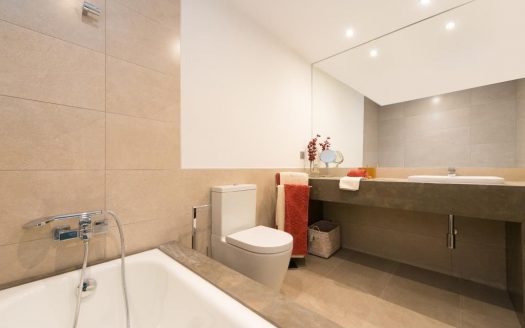 Apartamento de 2 dormitorios en Nueva Andalucia