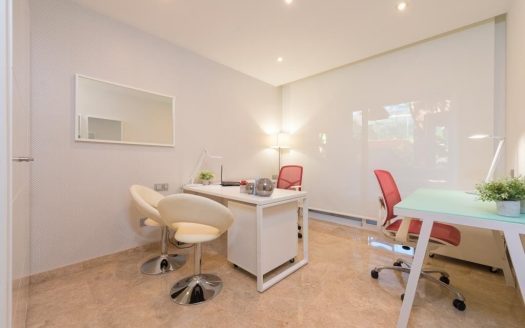 Apartamento de 2 dormitorios en Nueva Andalucia