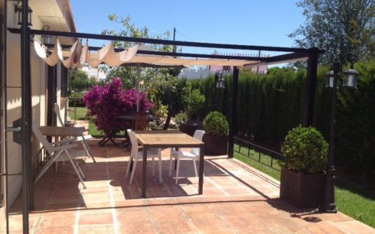 Villa de 4 dormitorios en Milla de Oro