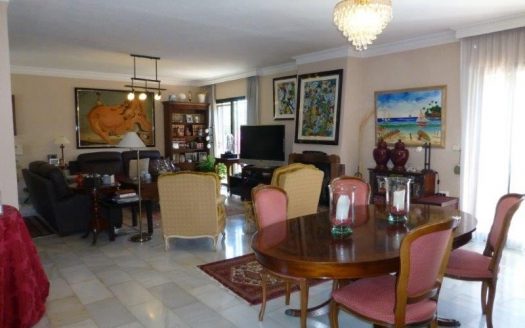 Villa de 4 dormitorios en Milla de Oro