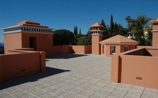 Villa de 6 dormitorios en Los Monteros